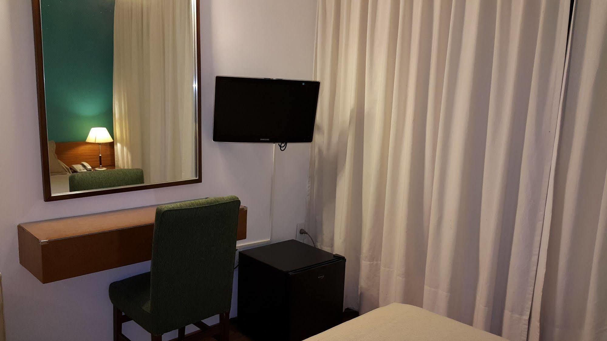 Hotel Avenida بوينس آيرس المظهر الخارجي الصورة